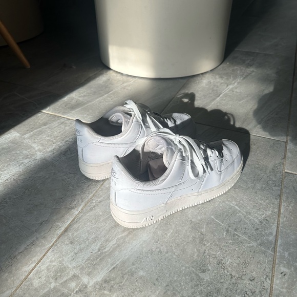 [NIKE] Air Force 1s 07 - Picture 5 of 11